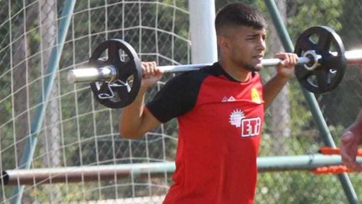 Eskişehirsporlu genç oyuncu kazada yaralandı, arkadaşı hayatını...
